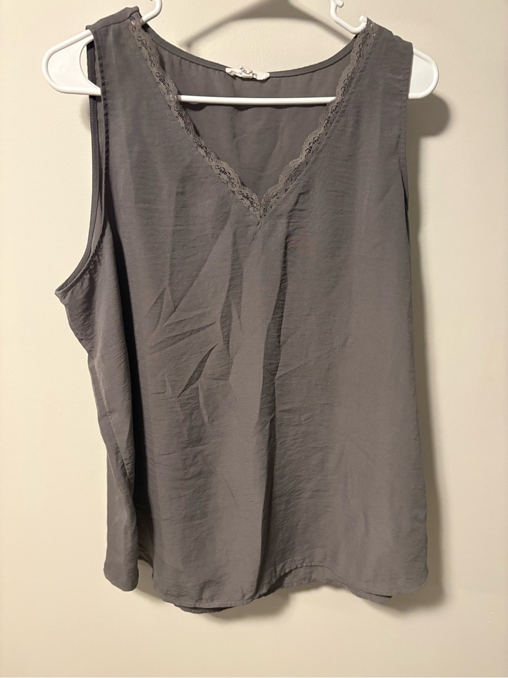 Maurices Lace-Trim V-Neck Sleeveless Camisole - Gray
